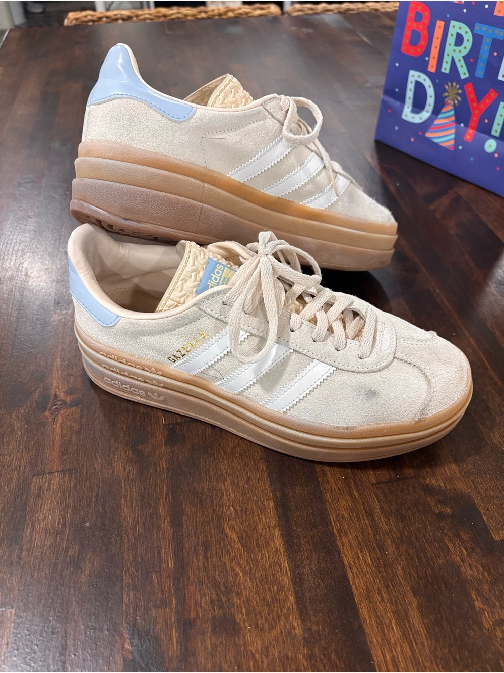 Adidas Gazelle Platform kids Sneakers in Cream with Light Blue Heel